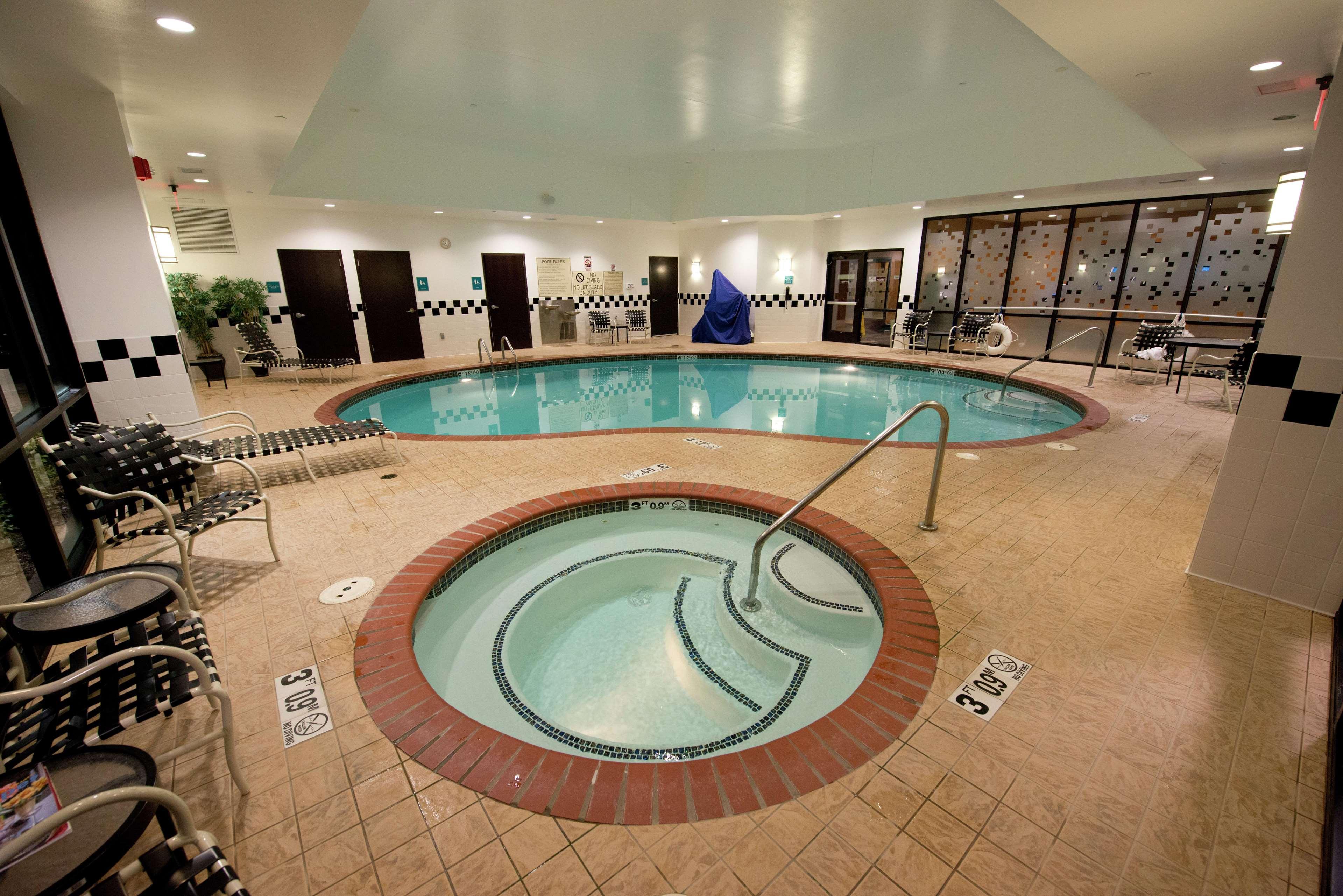 Doubletree Suites By Hilton Бентонвилль Экстерьер фото