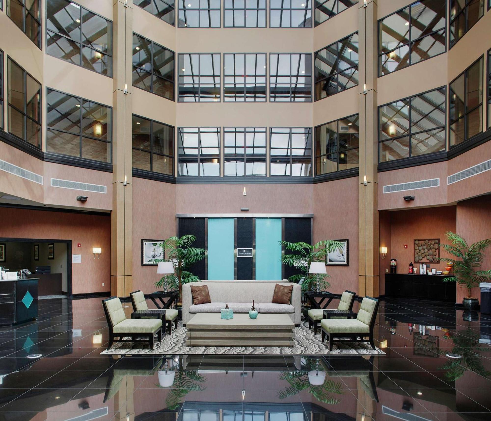 Doubletree Suites By Hilton Бентонвилль Экстерьер фото